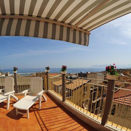Le Sette Meraviglie Castellammare del Golfo Exterior foto